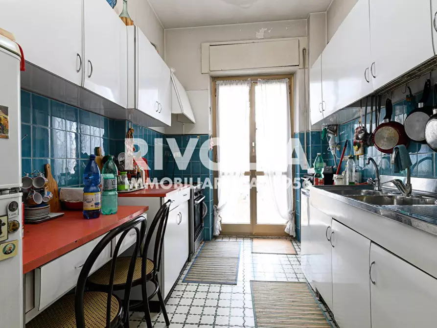 Immagine 26 di Appartamento in vendita  in Via Volterra a Roma