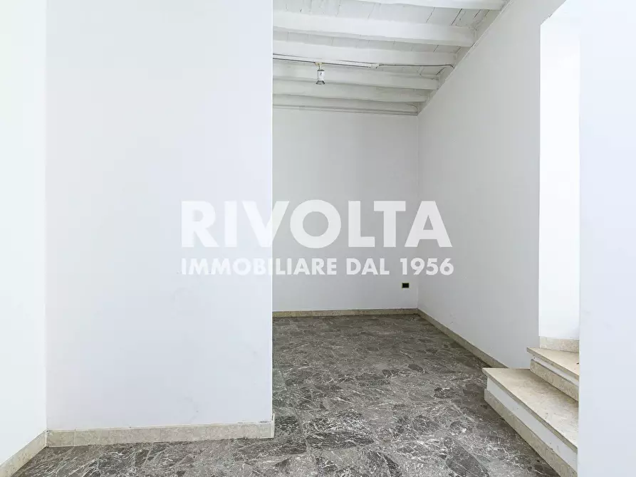 Immagine 8 di Locale commerciale in affitto  in via del babuino a Roma
