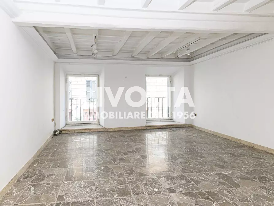 Immagine 13 di Locale commerciale in affitto  in via del babuino a Roma