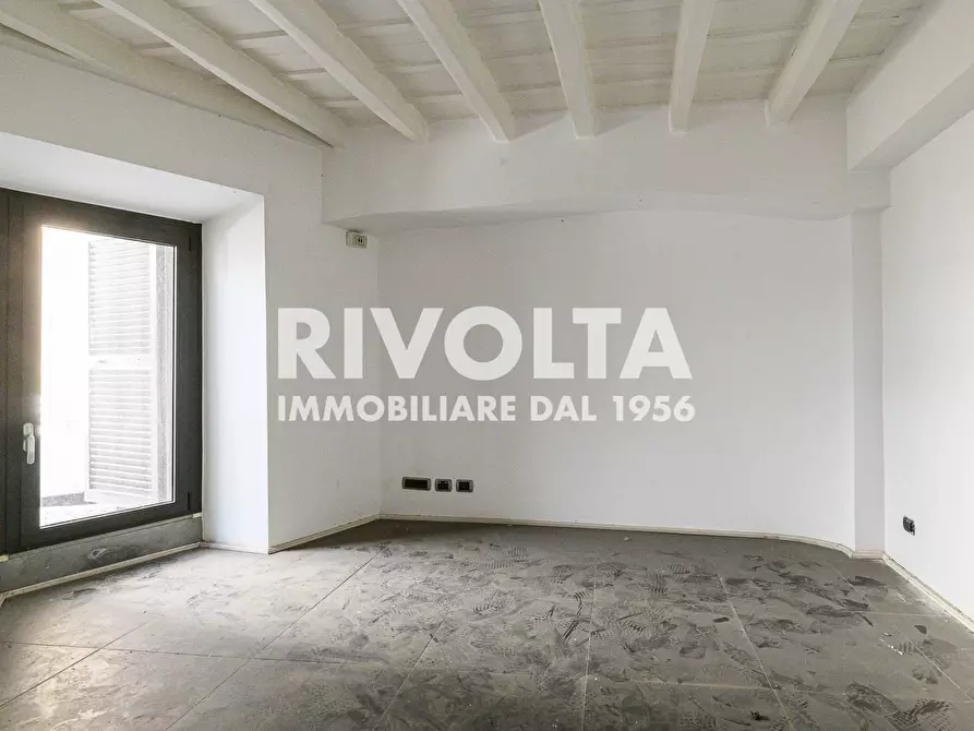 Immagine 21 di Locale commerciale in affitto  in Via Del Babuino a Roma