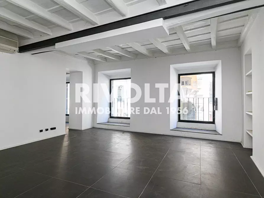 Immagine 22 di Locale commerciale in affitto  in Via Del Babuino a Roma