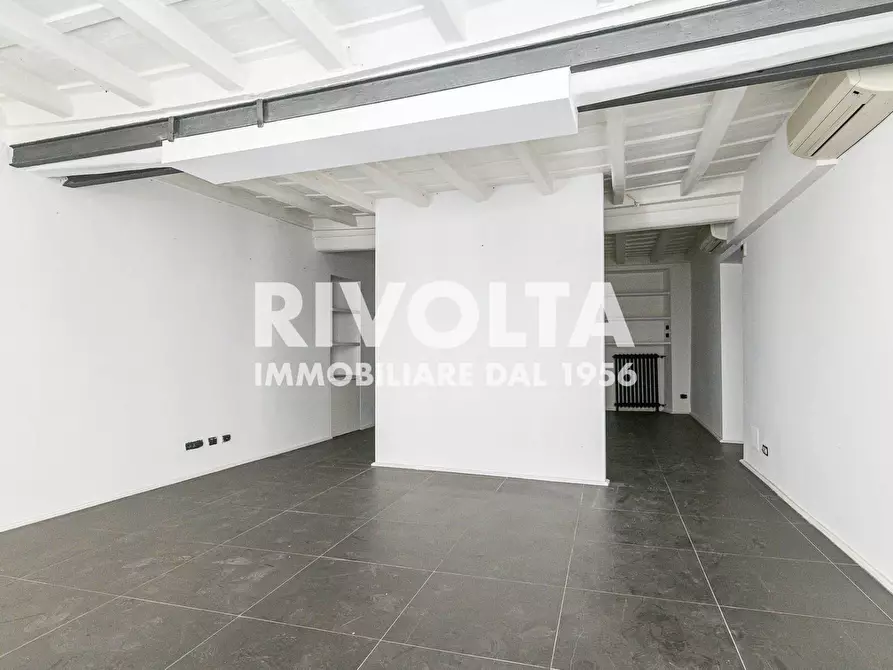 Immagine 25 di Locale commerciale in affitto  in Via Del Babuino a Roma