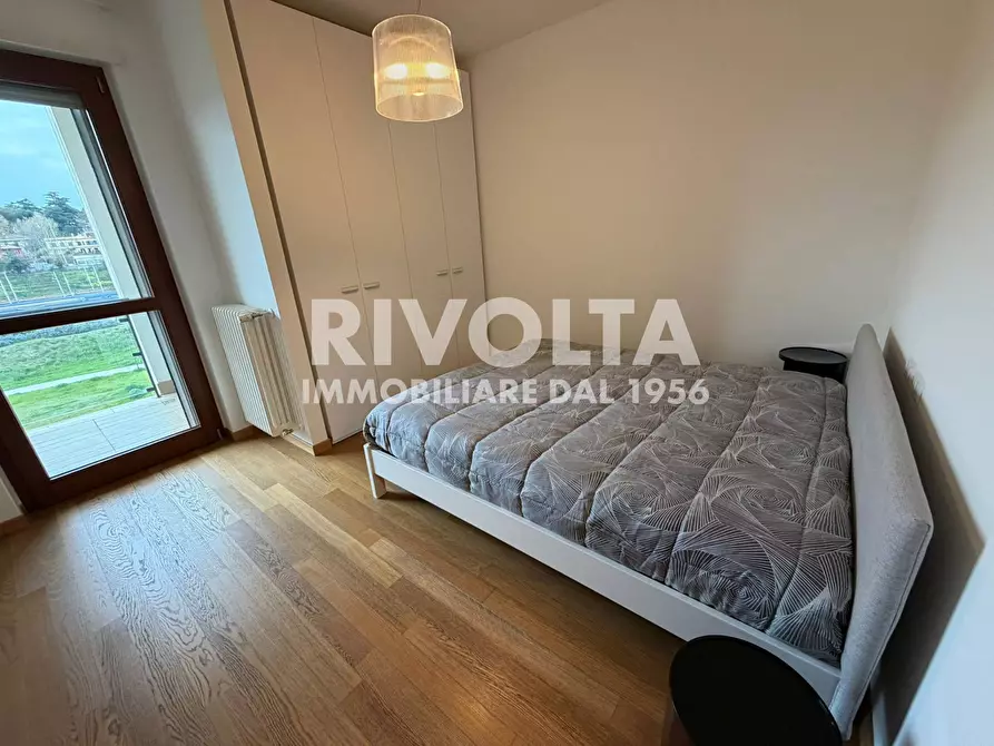 Immagine 6 di Appartamento in affitto  in via fernando colombo a Roma