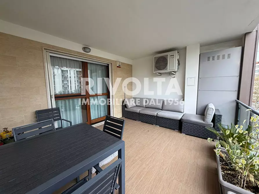 Immagine 3 di Appartamento in affitto  in via fernando colombo a Roma