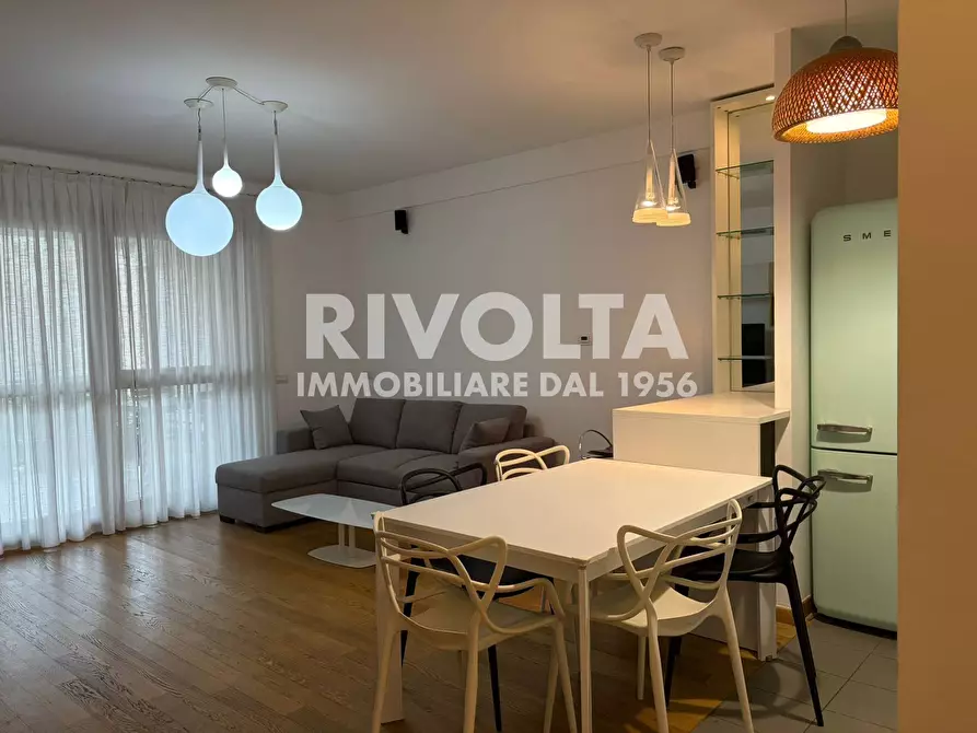 Immagine 26 di Appartamento in affitto  in via fernando colombo a Roma