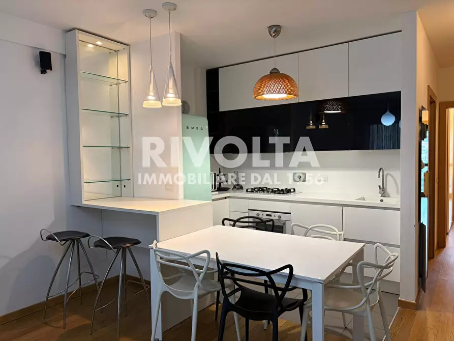 Immagine 28 di Appartamento in affitto  in via fernando colombo a Roma