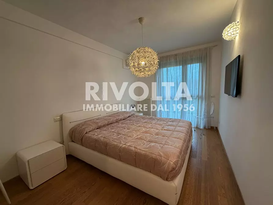 Immagine 30 di Appartamento in affitto  in via fernando colombo a Roma