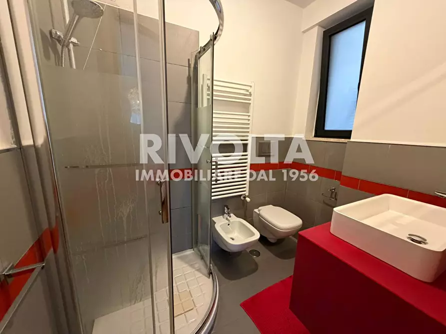 Immagine 31 di Appartamento in affitto  in via fernando colombo a Roma