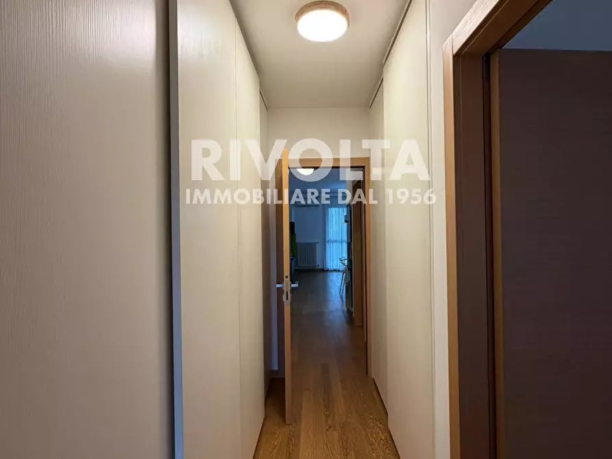 Immagine 32 di Appartamento in affitto  in via fernando colombo a Roma