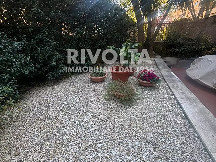 Immagine 15 di Appartamento in vendita  in Via Andrea Giardina a Roma