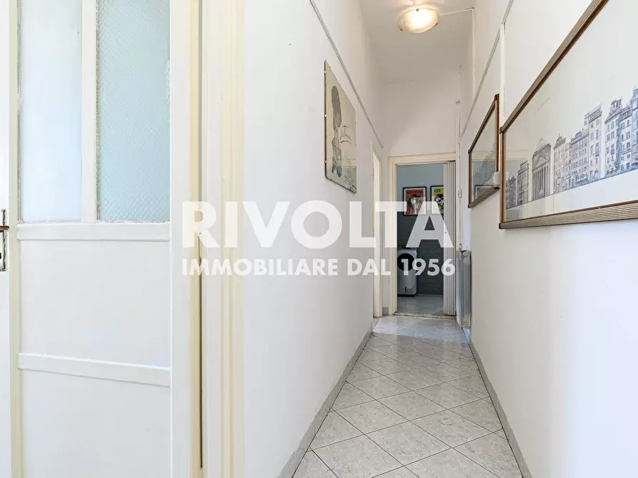 Immagine 11 di Appartamento in vendita  in Via Casilina a Roma