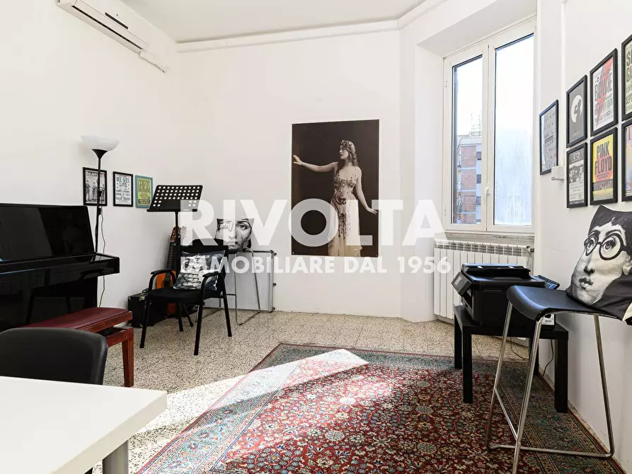 Immagine 17 di Appartamento in vendita  in Via Casilina a Roma