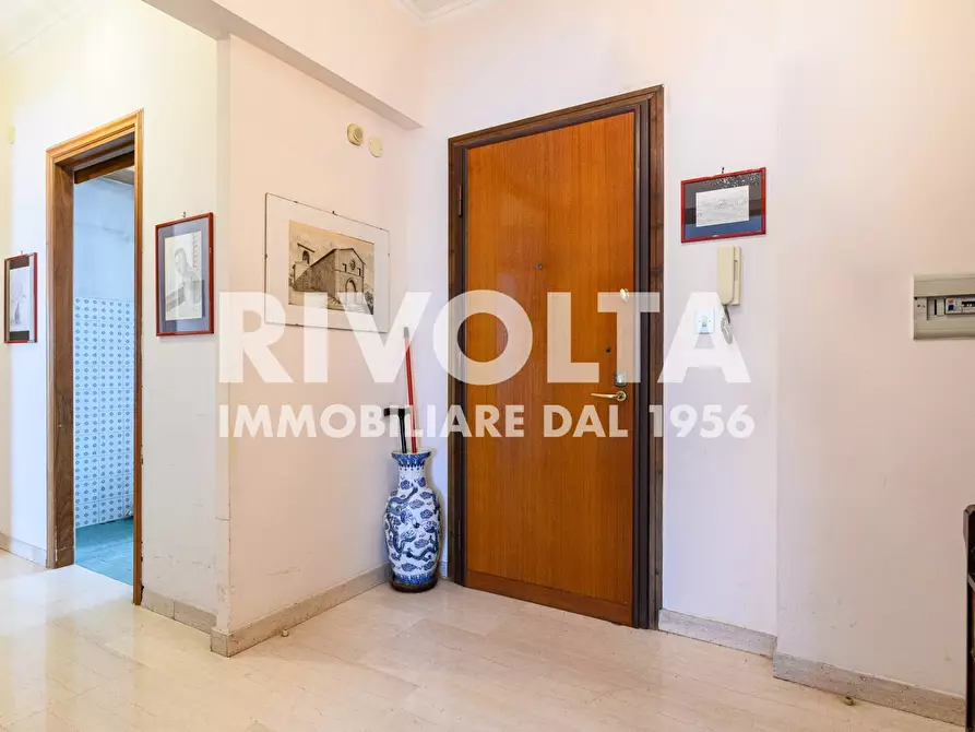 Immagine 10 di Appartamento in vendita  in Via Del Fornetto a Roma