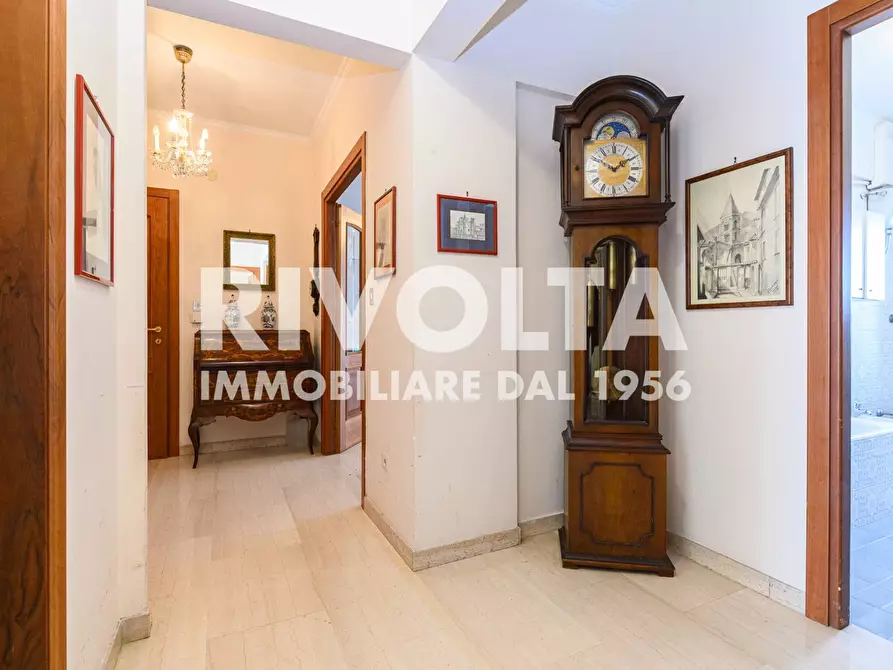 Immagine 21 di Appartamento in vendita  in Via Del Fornetto a Roma