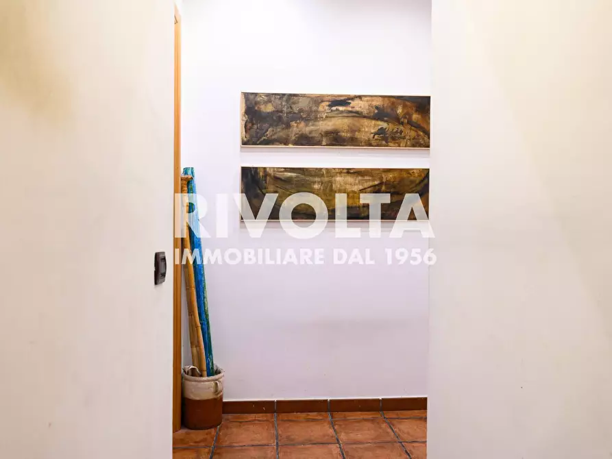 Immagine 25 di Appartamento in vendita  in Via Cupra a Roma