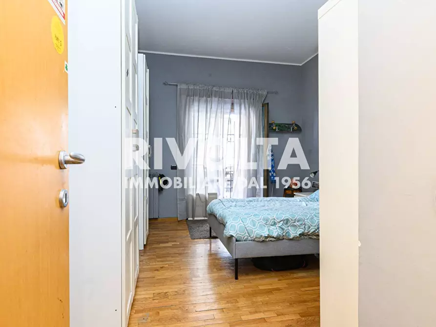 Immagine 31 di Appartamento in vendita  in Via Cupra a Roma
