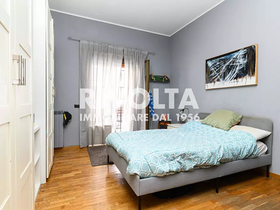 Immagine 32 di Appartamento in vendita  in Via Cupra a Roma