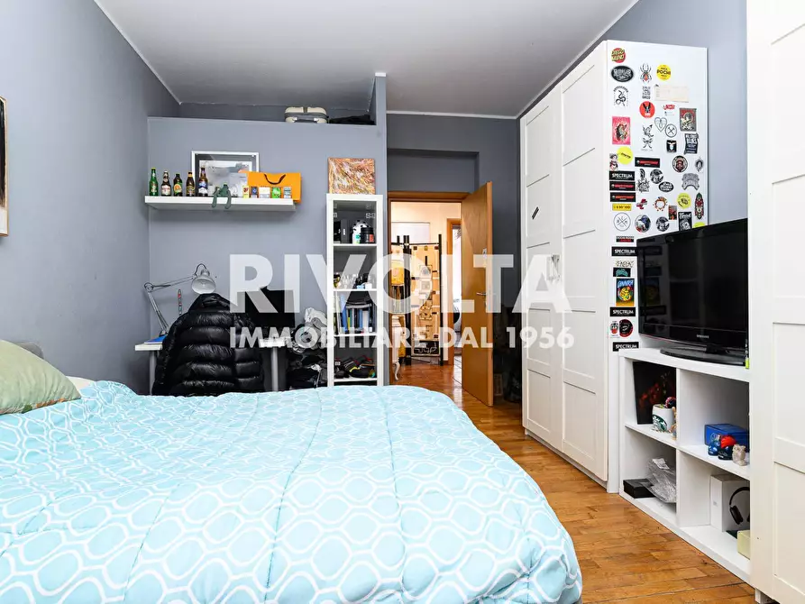 Immagine 33 di Appartamento in vendita  in Via Cupra a Roma