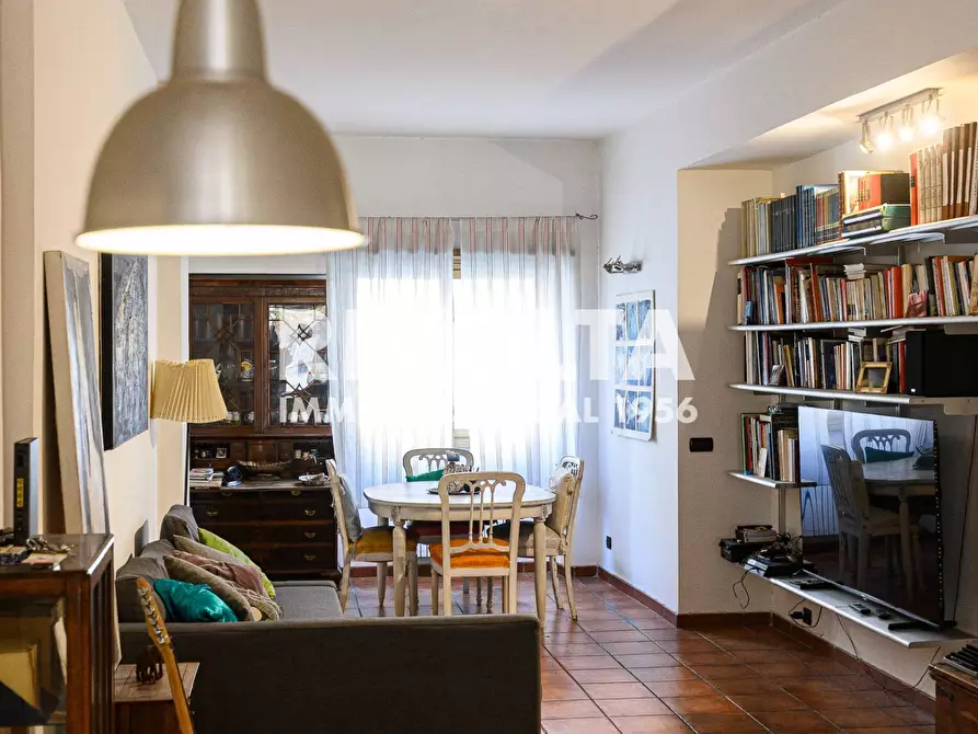 Immagine 37 di Appartamento in vendita  in Via Cupra a Roma