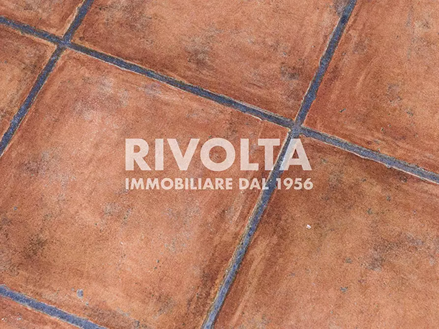 Immagine 42 di Appartamento in vendita  in Via Cupra a Roma