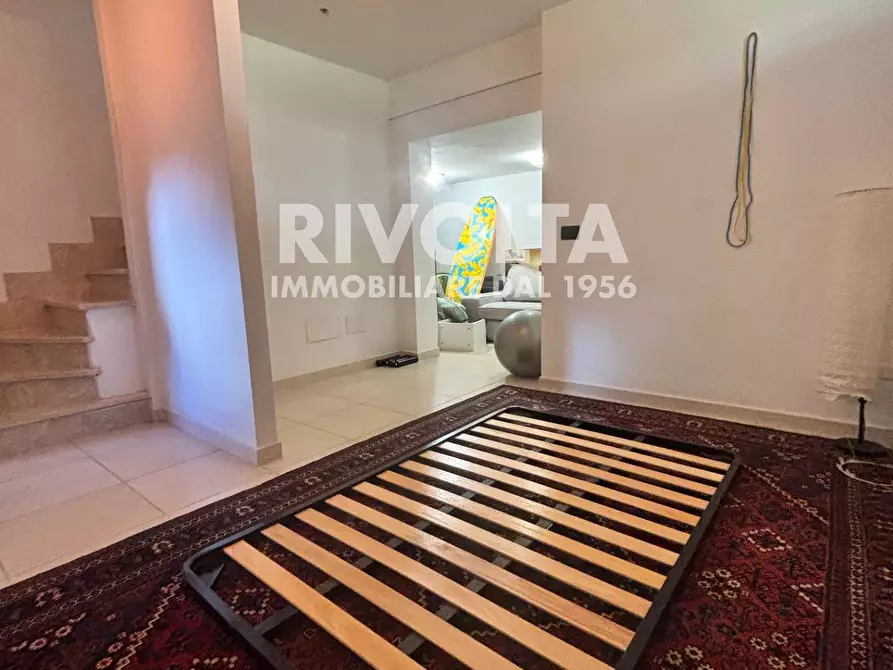 Immagine 15 di Villa in vendita  in Via Varazze a Fiumicino