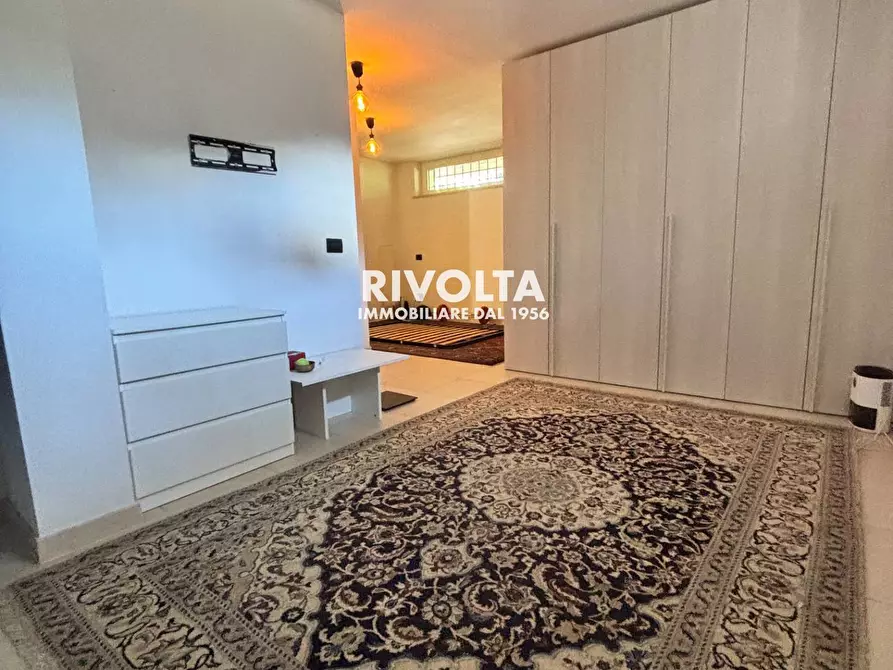 Immagine 16 di Villa in vendita  in Via Varazze a Fiumicino