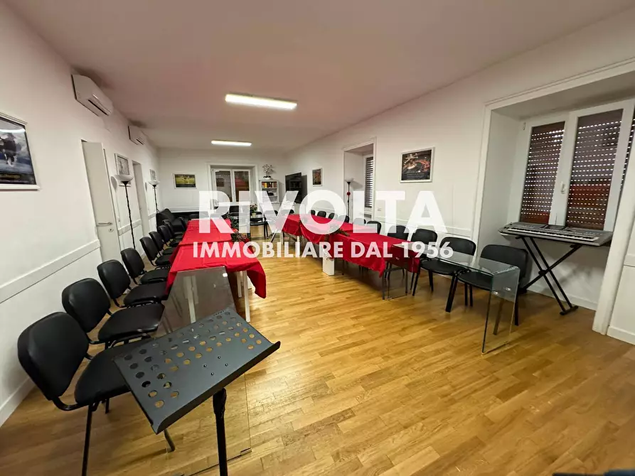 Immagine 1 di Ufficio in affitto  in Via Pavia a Roma