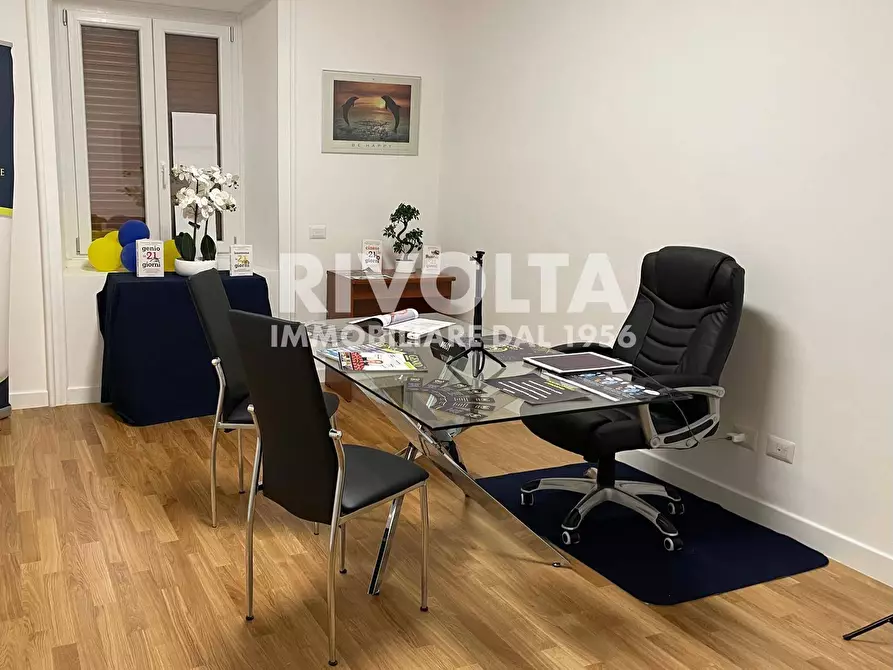 Immagine 39 di Ufficio in affitto  in Via Pavia a Roma