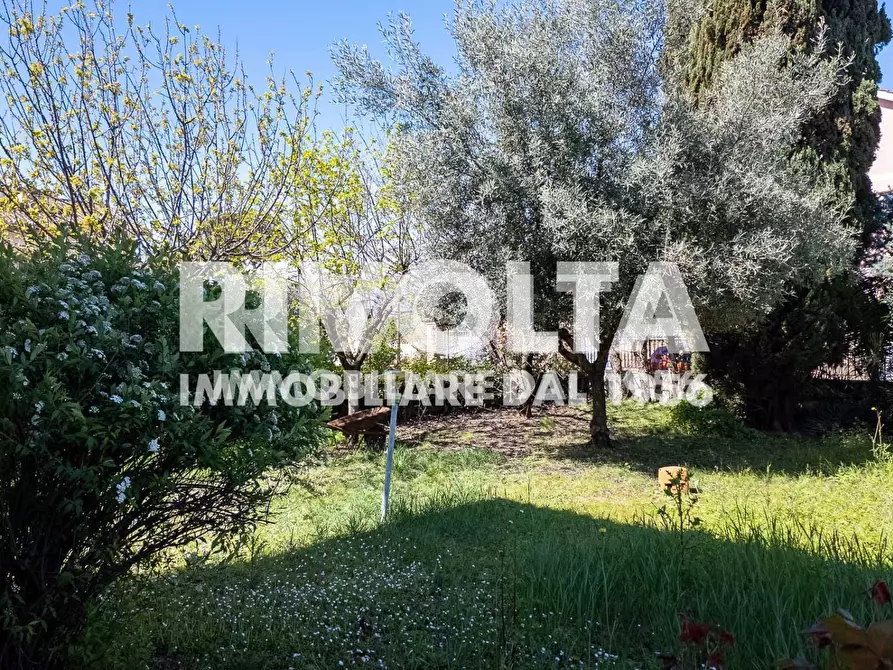 Immagine 12 di Villa in vendita  in Via Rocca Imperiale a Roma