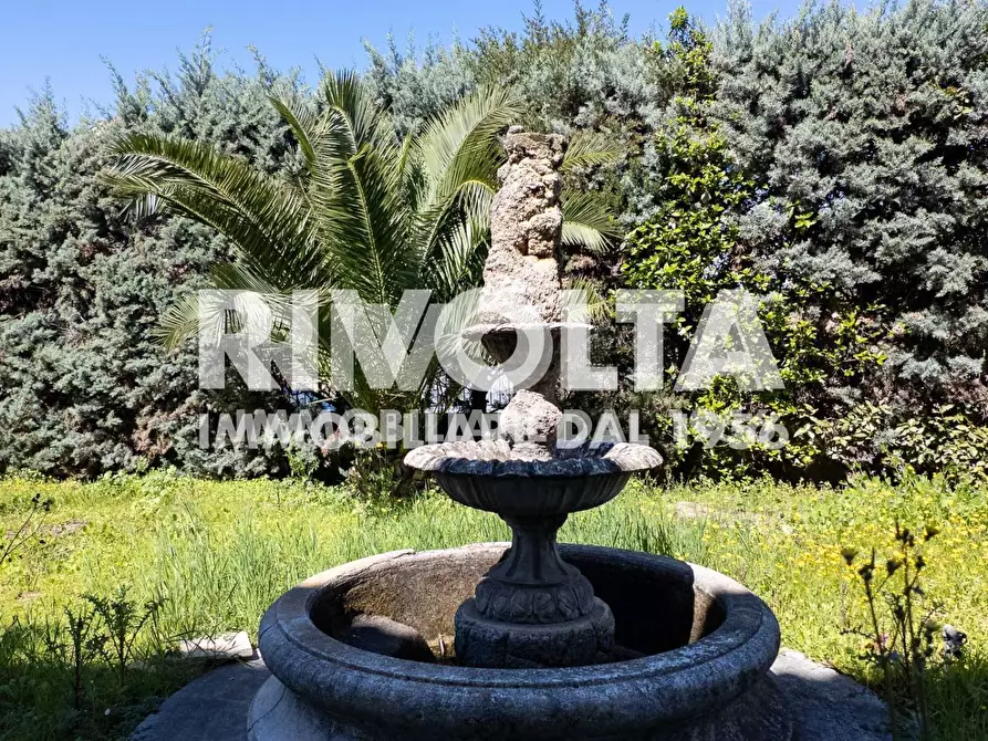 Immagine 16 di Villa in vendita  in Via Rocca Imperiale a Roma