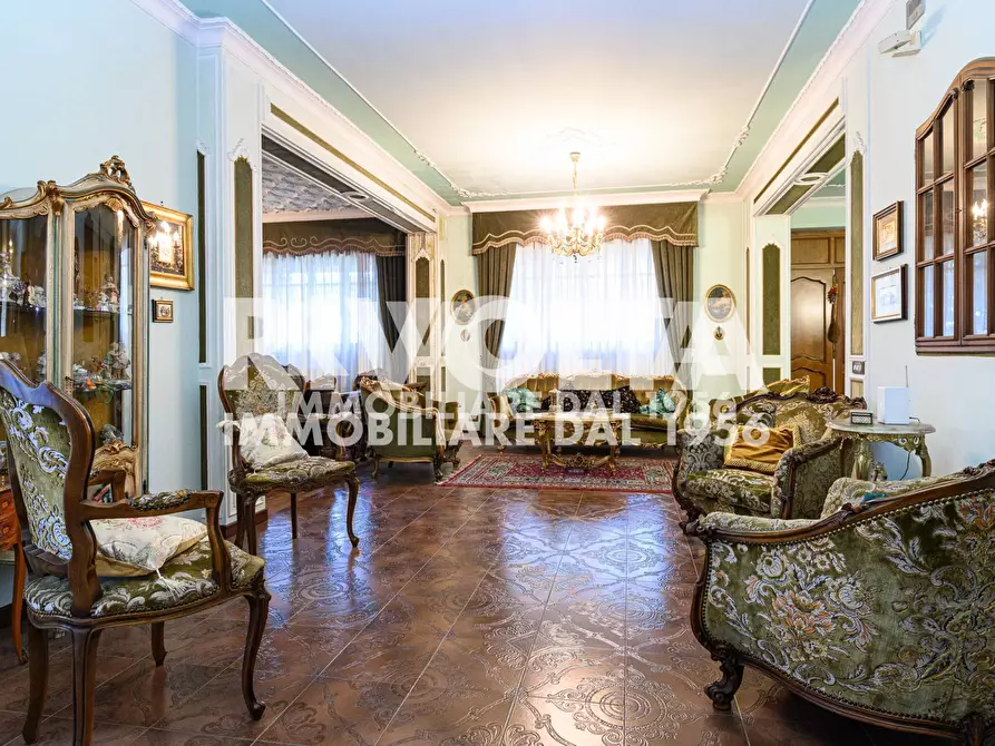 Immagine 28 di Villa in vendita  in Via Rocca Imperiale a Roma