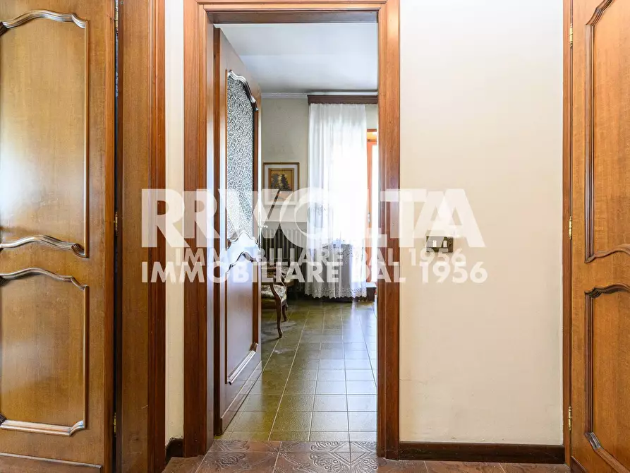 Immagine 32 di Villa in vendita  in Via Rocca Imperiale a Roma