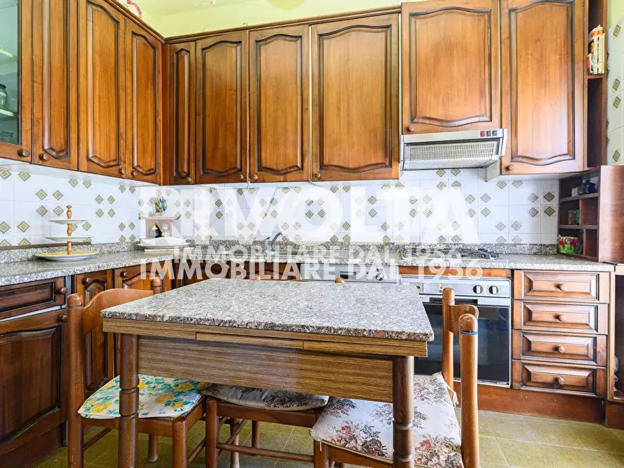 Immagine 35 di Villa in vendita  in Via Rocca Imperiale a Roma