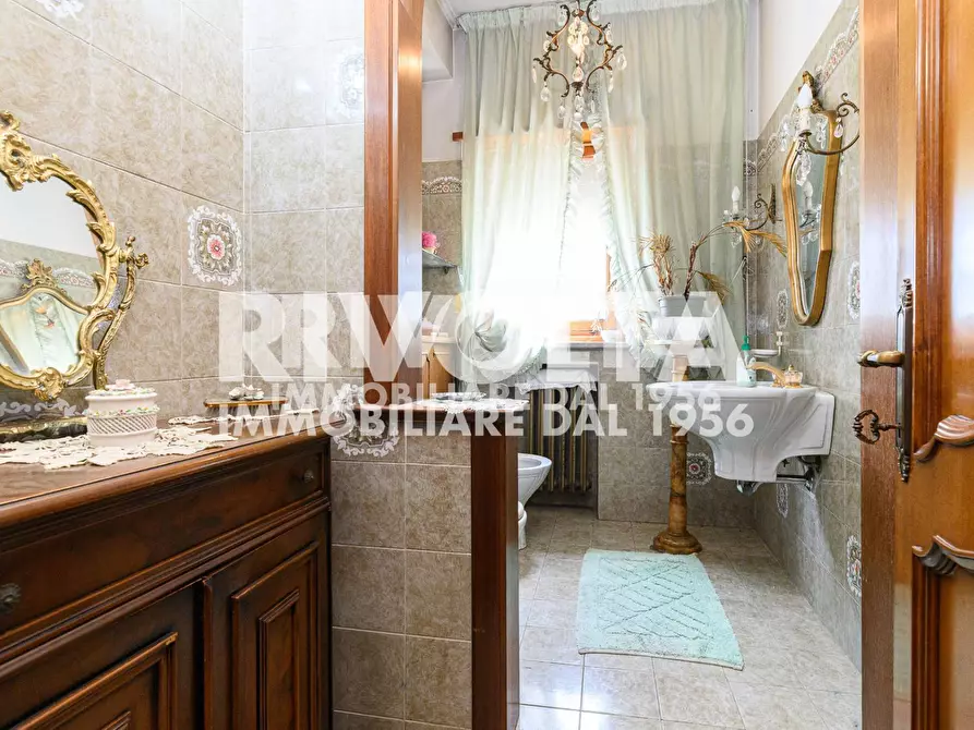 Immagine 37 di Villa in vendita  in Via Rocca Imperiale a Roma
