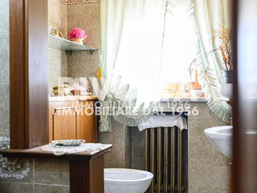 Immagine 41 di Villa in vendita  in Via Rocca Imperiale a Roma