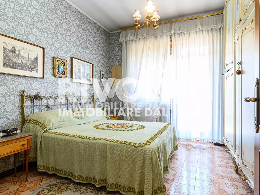 Immagine 57 di Villa in vendita  in Via Rocca Imperiale a Roma