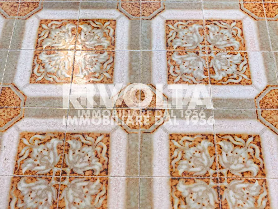 Immagine 65 di Villa in vendita  in Via Rocca Imperiale a Roma