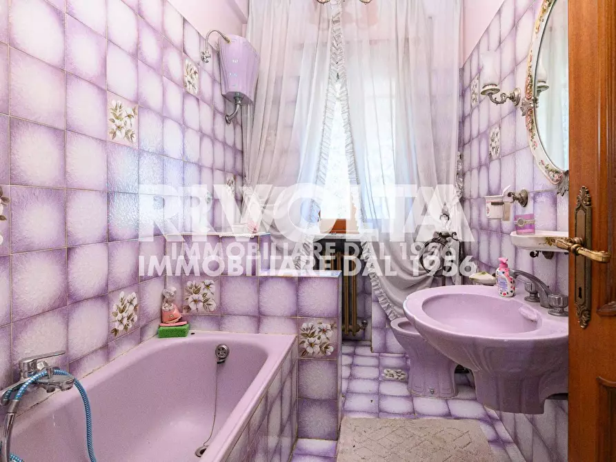 Immagine 72 di Villa in vendita  in Via Rocca Imperiale a Roma