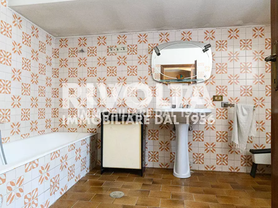 Immagine 84 di Villa in vendita  in Via Rocca Imperiale a Roma