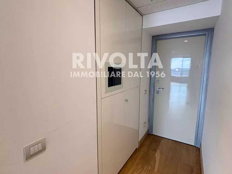 Immagine 14 di Appartamento in vendita  in Viale Giorgio Ribotta a Roma
