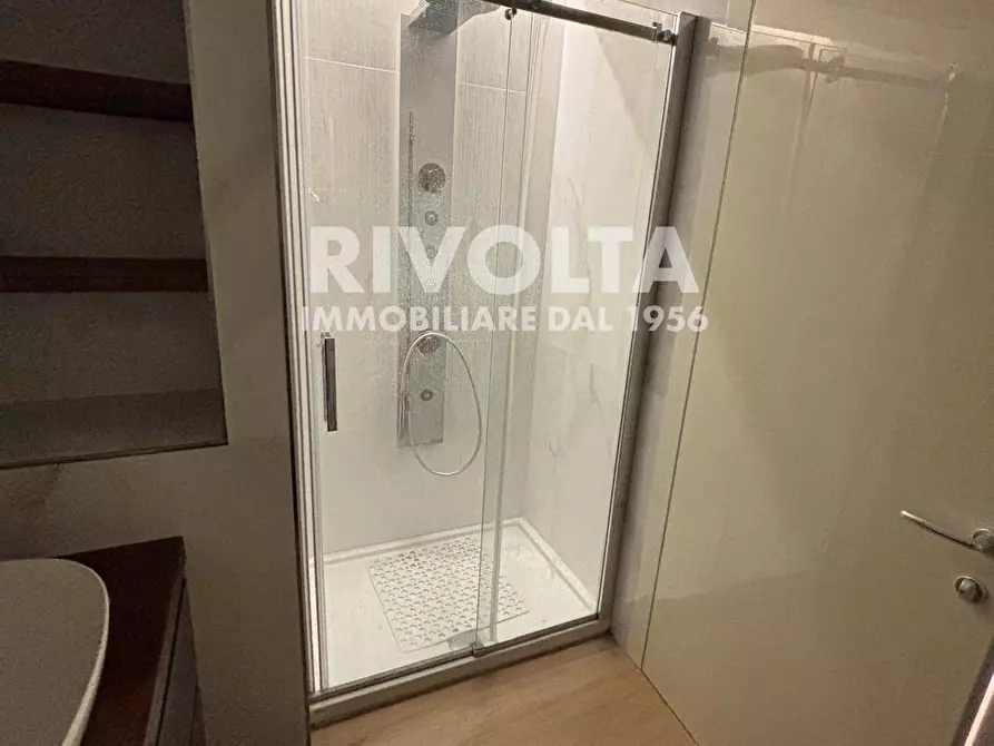 Immagine 16 di Appartamento in vendita  in Viale Giorgio Ribotta a Roma