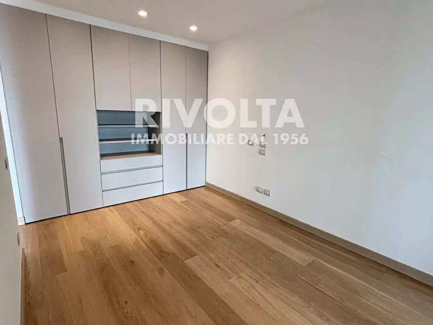 Immagine 23 di Appartamento in vendita  in Viale Giorgio Ribotta a Roma