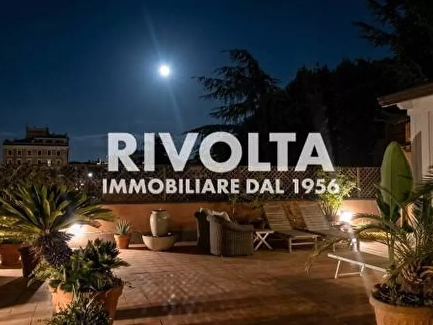 Immagine 6 di Appartamento in vendita  in Viale Cortina D'ampezzo a Roma