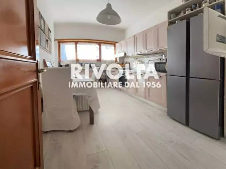 Immagine 27 di Appartamento in vendita  in Viale Cortina D'ampezzo a Roma