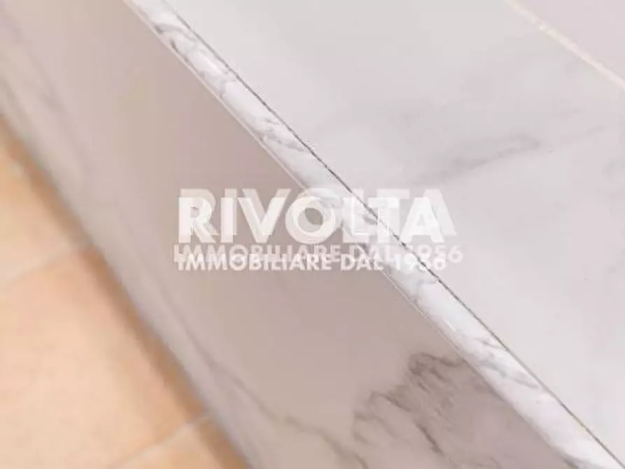 Immagine 33 di Appartamento in vendita  in Via Degli Affaitati a Roma