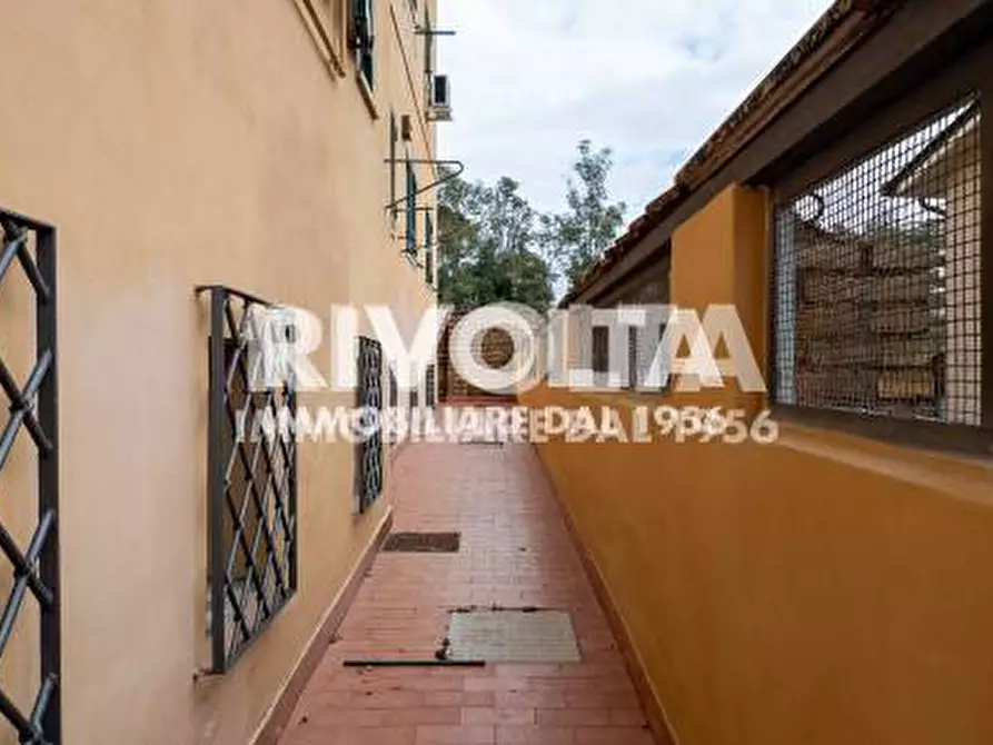 Immagine 5 di Ufficio in vendita  in Via Degli Affaitati a Roma