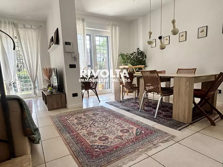 Immagine 14 di Villa in vendita  in Via Portovenere a Fiumicino