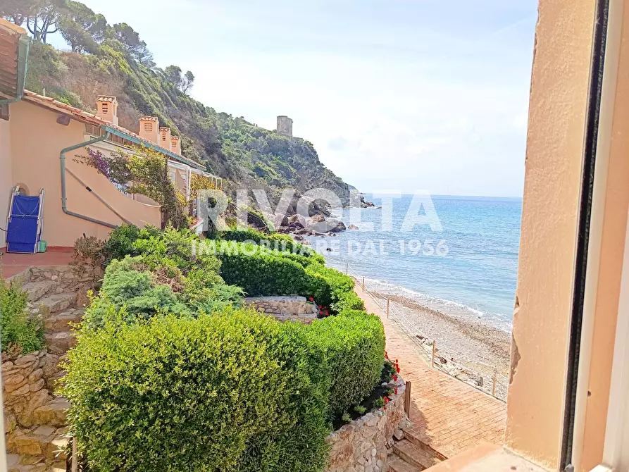 Immagine 5 di Appartamento in vendita  in località le cannelle a Monte Argentario
