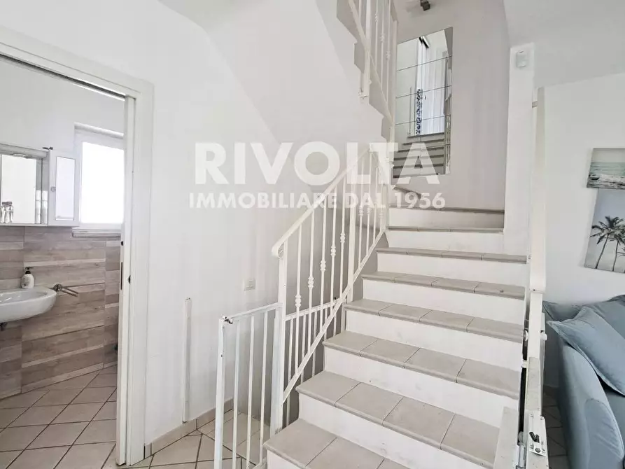 Immagine 5 di Villa in vendita  in Viale Viareggio a Fiumicino