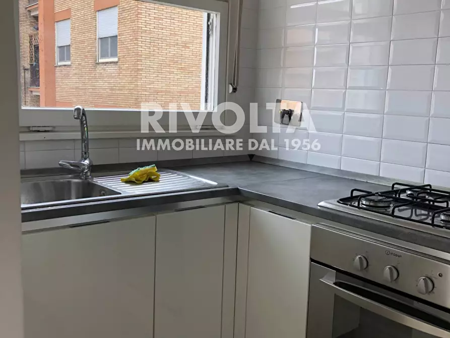 Immagine 10 di Appartamento in affitto  in Via Fleming a Roma